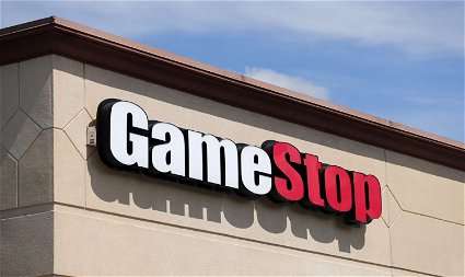 GameStop’s NFT Marketplace Closure – Exiting the Crypto Arena Amid Regulatory Obstacles